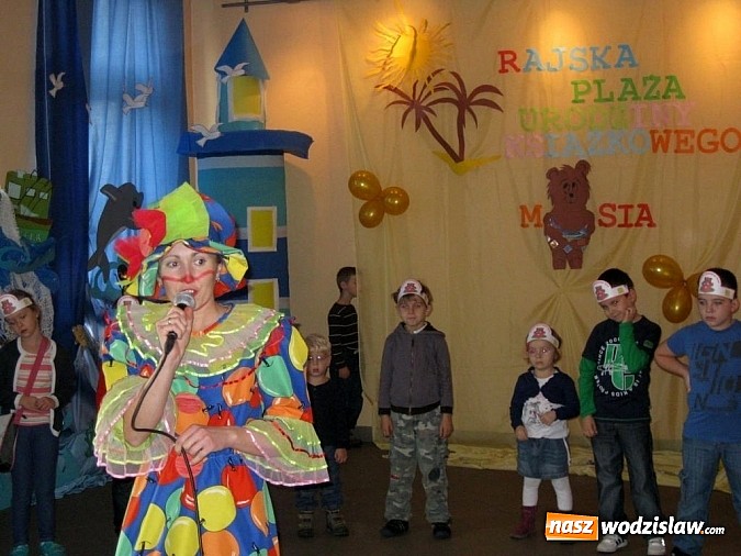 Zdjęcie w galerii na portalu naszwodzislaw.com: Tak bawiły się dzieci na urodzinach misia wiadomości z regionu