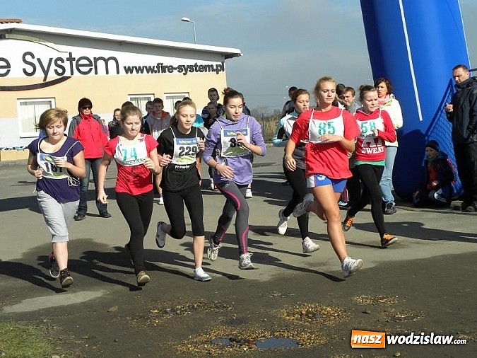Zdjęcie w galerii na portalu naszwodzislaw.com: Po raz 11. odbył się Gminny Bieg Uliczny wiadomości z regionu