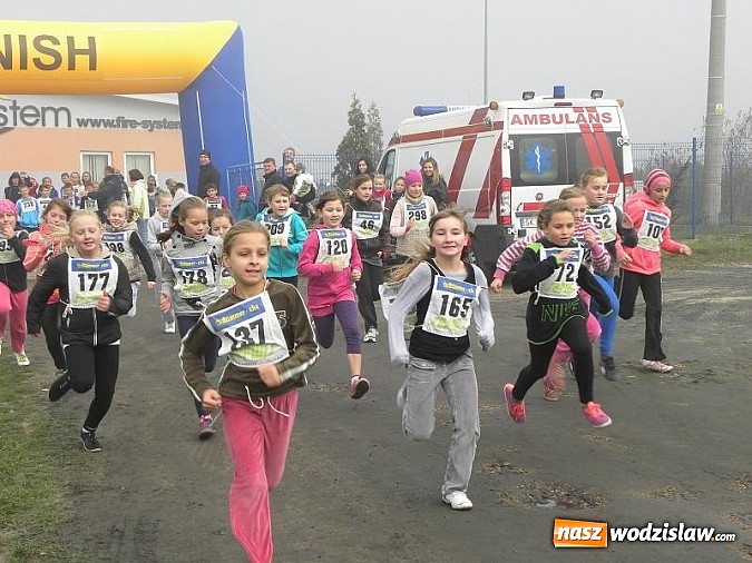 Zdjęcie w galerii na portalu naszwodzislaw.com: Po raz 11. odbył się Gminny Bieg Uliczny wiadomości z regionu