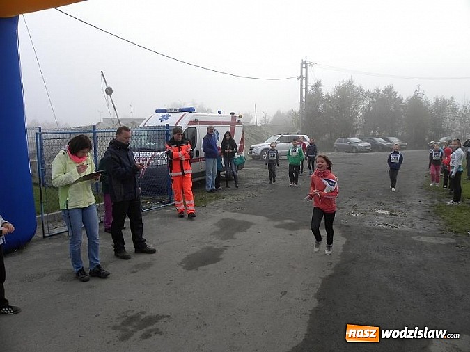 Zdjęcie w galerii na portalu naszwodzislaw.com: Po raz 11. odbył się Gminny Bieg Uliczny wiadomości z regionu
