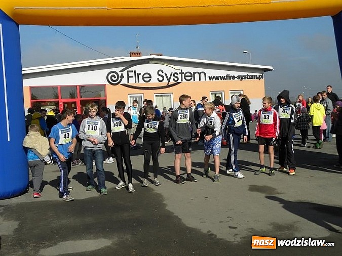 Zdjęcie w galerii na portalu naszwodzislaw.com: Po raz 11. odbył się Gminny Bieg Uliczny wiadomości z regionu