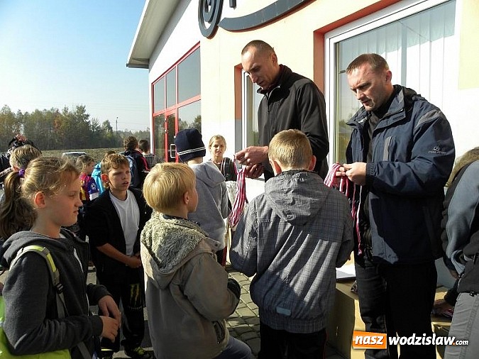 Zdjęcie w galerii na portalu naszwodzislaw.com: Po raz 11. odbył się Gminny Bieg Uliczny wiadomości z regionu