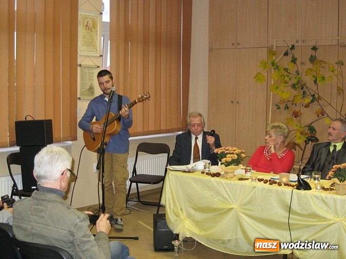 Zdjęcie w galerii na portalu naszwodzislaw.com: Kuba Blokesz i wiersze w Rydułtowach wiadomości z regionu