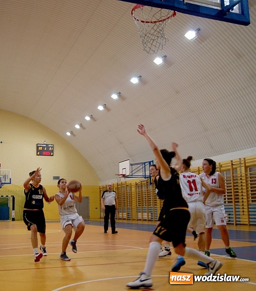 Zdjęcie w galerii na portalu naszwodzislaw.com: Juniorki ŻKK Olimpia rozgromiły drużynę z Wisły  wiadomości z regionu
