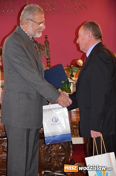 Zdjęcie w galerii na portalu naszwodzislaw.com: Najbardziej doświadczeni lekarze ziemi wodzisławskiej uhonorowani wiadomości z regionu