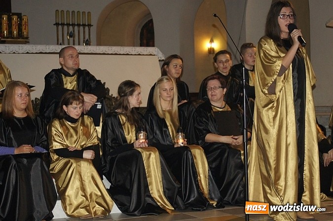 Zdjęcie w galerii na portalu naszwodzislaw.com: Wspaniały Koncert Papieski ku czci Jana Pawła II w Połomi wiadomości z regionu