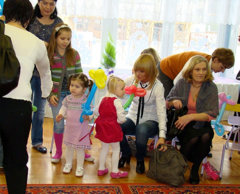 Zdjęcie w galerii na portalu naszwodzislaw.com: Dla dwulatków mamy krzesełeczka wiadomości z regionu