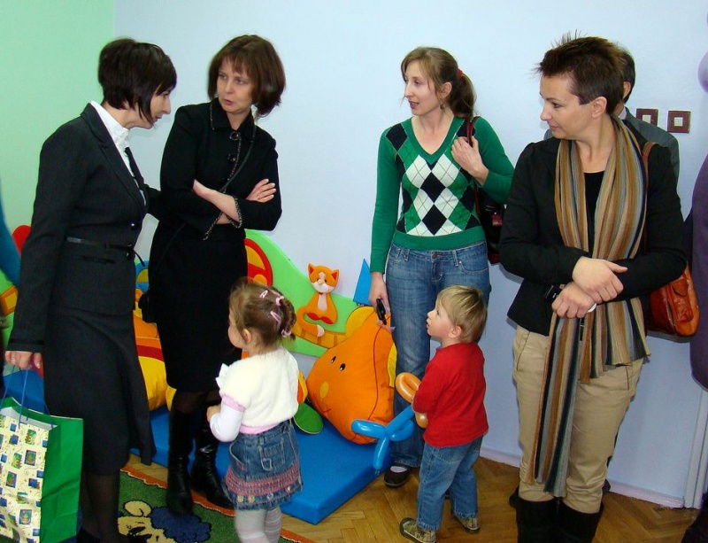 Zdjęcie w galerii na portalu naszwodzislaw.com: Dla dwulatków mamy krzesełeczka wiadomości z regionu