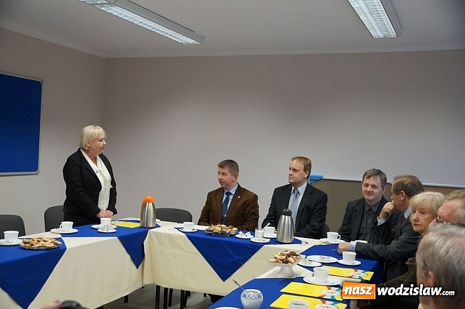 Zdjęcie w galerii na portalu naszwodzislaw.com: Uniwersytet Trzeciego Wieku w starej, nowej siedzibie wiadomości z regionu