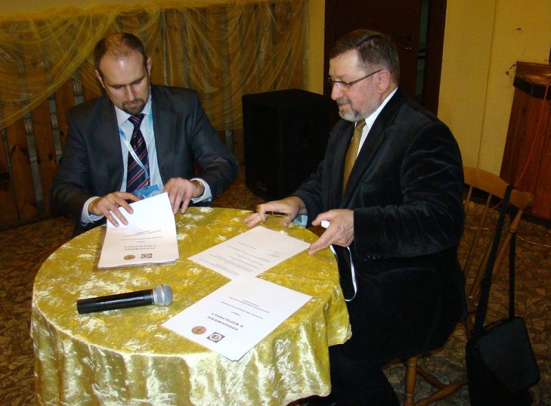 Zdjęcie w galerii na portalu naszwodzislaw.com: Lech Wałęsa pozdrawia i dziękuje wiadomości z regionu