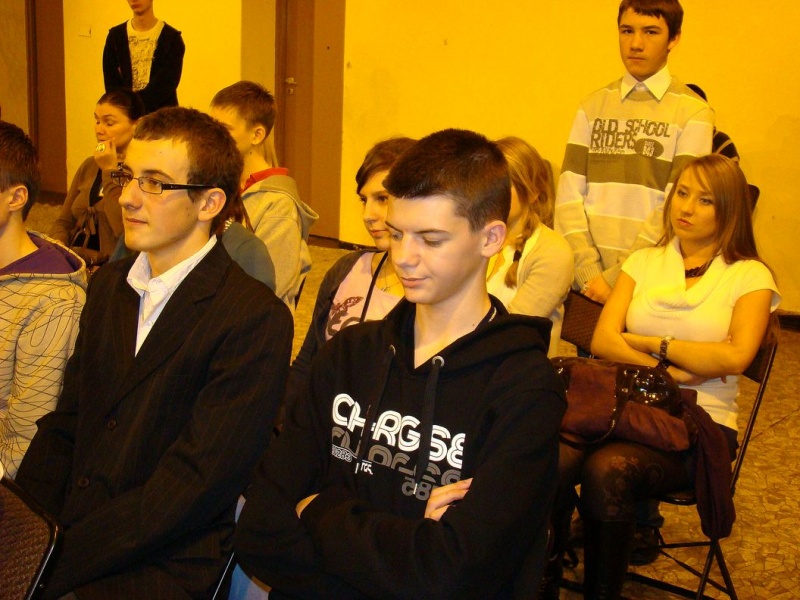 Zdjęcie w galerii na portalu naszwodzislaw.com: Lech Wałęsa pozdrawia i dziękuje wiadomości z regionu