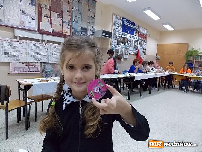 Zdjęcie w galerii na portalu naszwodzislaw.com: Tak spędzają jesienne wieczory w Gogołowej wiadomości z regionu