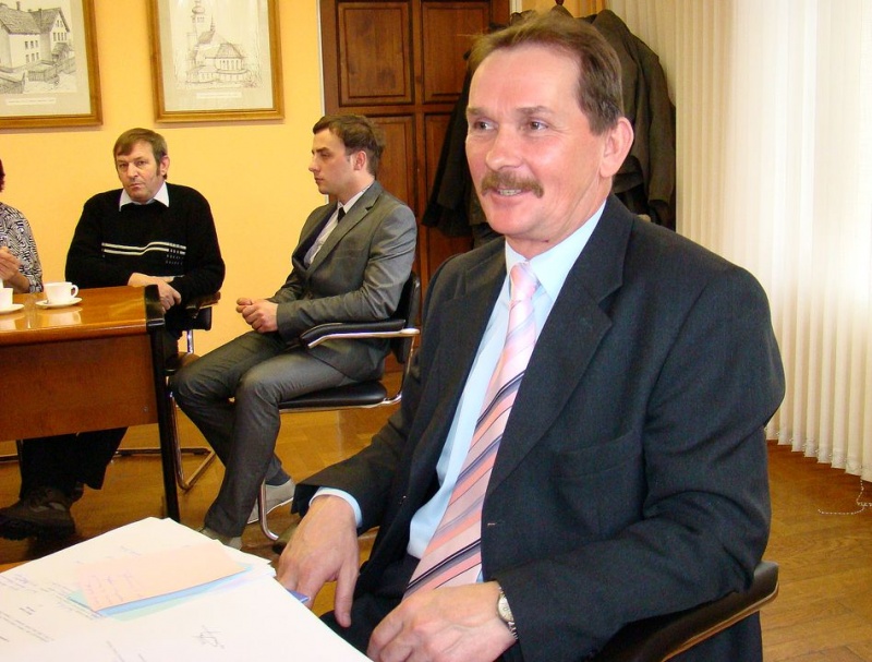 Zdjęcie w galerii na portalu naszwodzislaw.com: Co powinien radny za 170 zł? wiadomości z regionu