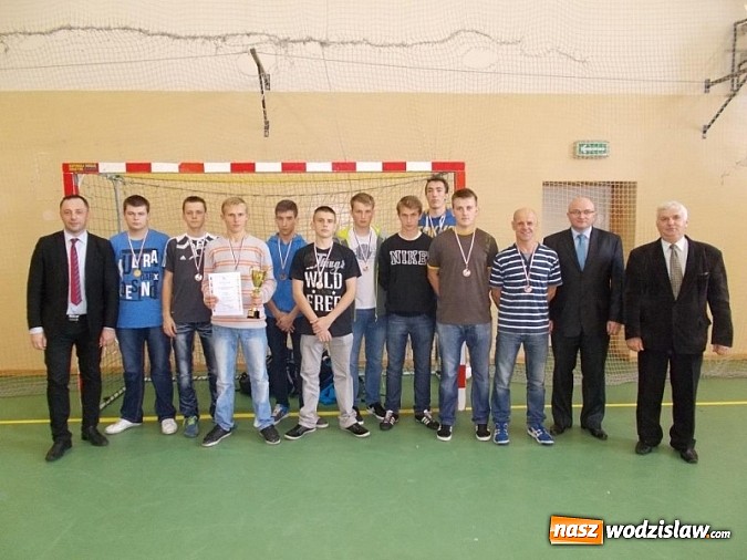 Zdjęcie w galerii na portalu naszwodzislaw.com: Zespół Szkół Zawodowych kolejny raz mistrzem Hal Cup wiadomości z regionu