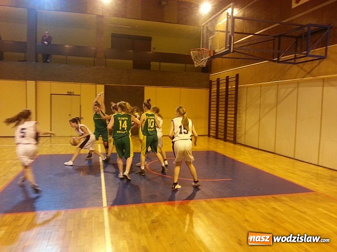 Zdjęcie w galerii na portalu naszwodzislaw.com: Wygrana Kadetek ŻKK Olimpia wiadomości z regionu