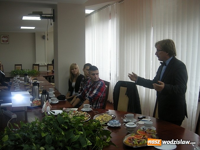 Zdjęcie w galerii na portalu naszwodzislaw.com: Trzecie miejsce uczniów ZST w konkursie filmowym wiadomości z regionu