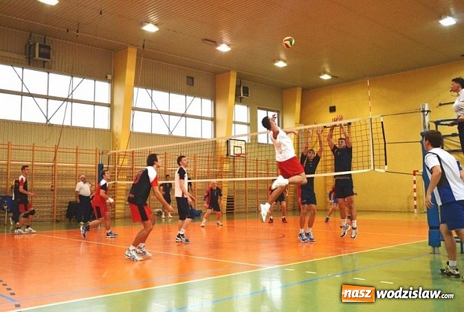 Zdjęcie w galerii na portalu naszwodzislaw.com: Znamy mistrz&oacute;w turnieju siatk&oacute;wki w Wodzisławiu wiadomości z regionu