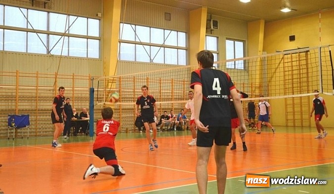 Zdjęcie w galerii na portalu naszwodzislaw.com: Znamy mistrz&oacute;w turnieju siatk&oacute;wki w Wodzisławiu wiadomości z regionu