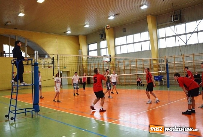 Zdjęcie w galerii na portalu naszwodzislaw.com: Znamy mistrz&oacute;w turnieju siatk&oacute;wki w Wodzisławiu wiadomości z regionu