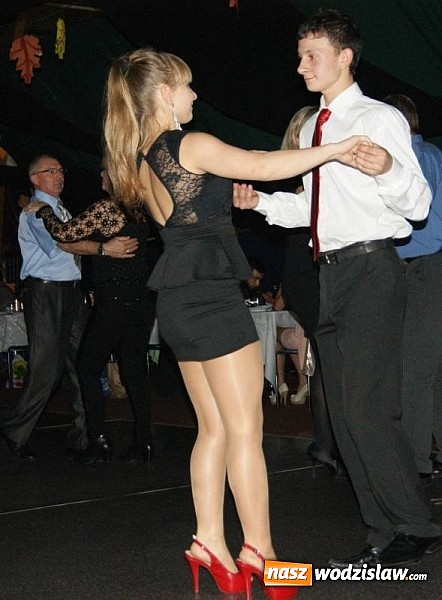 Zdjęcie w galerii na portalu naszwodzislaw.com: Udana zabawa andrzejkowa w Syryni wiadomości z regionu