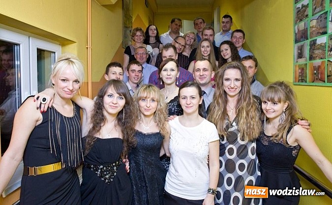 Zdjęcie w galerii na portalu naszwodzislaw.com: Udana zabawa andrzejkowa w Syryni wiadomości z regionu