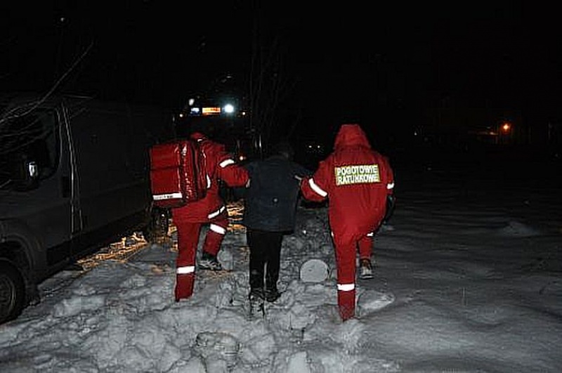 Zdjęcie w galerii na portalu naszwodzislaw.com: Bezdomny w płonącym pustostanie wiadomości z regionu