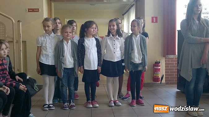 Zdjęcie w galerii na portalu naszwodzislaw.com: Szkolny Dzień Życzliwości wiadomości z regionu