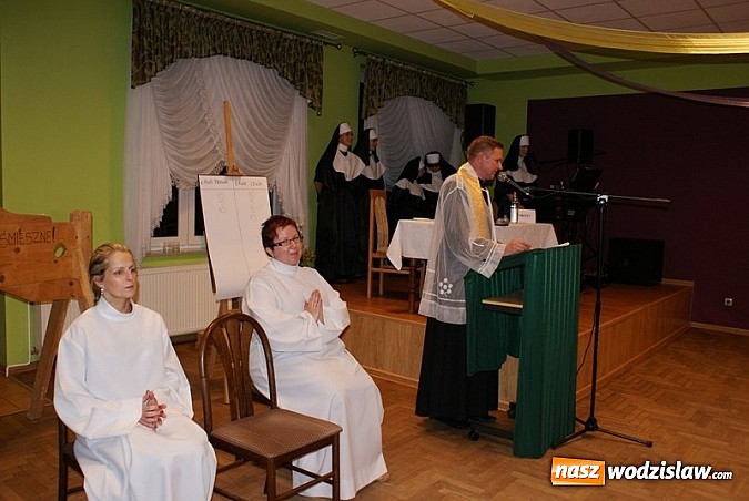 Zdjęcie w galerii na portalu naszwodzislaw.com: Teściowe zaszalały - fotorelacja z niezapomnianej biesiady w Połomi wiadomości z regionu