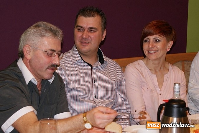 Zdjęcie w galerii na portalu naszwodzislaw.com: Teściowe zaszalały - fotorelacja z niezapomnianej biesiady w Połomi wiadomości z regionu
