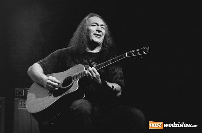 Zdjęcie w galerii na portalu naszwodzislaw.com: Dżem zaśpiewał w RCK Feniks - zobacz zdjęcia wiadomości z regionu