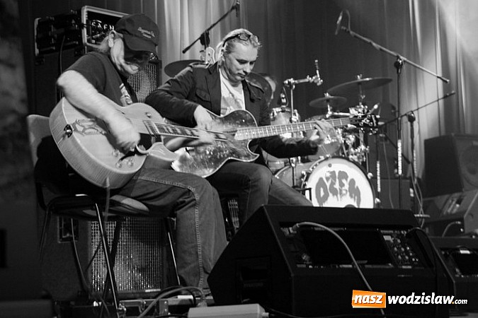 Zdjęcie w galerii na portalu naszwodzislaw.com: Dżem zaśpiewał w RCK Feniks - zobacz zdjęcia wiadomości z regionu