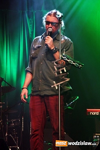 Zdjęcie w galerii na portalu naszwodzislaw.com: Dżem zaśpiewał w RCK Feniks - zobacz zdjęcia wiadomości z regionu