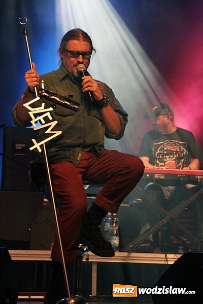 Zdjęcie w galerii na portalu naszwodzislaw.com: Dżem zaśpiewał w RCK Feniks - zobacz zdjęcia wiadomości z regionu