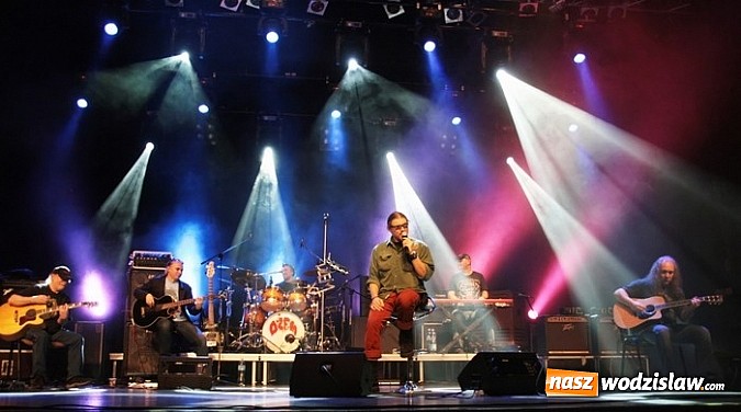 Zdjęcie w galerii na portalu naszwodzislaw.com: Dżem zaśpiewał w RCK Feniks - zobacz zdjęcia wiadomości z regionu