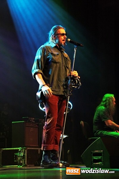 Zdjęcie w galerii na portalu naszwodzislaw.com: Dżem zaśpiewał w RCK Feniks - zobacz zdjęcia wiadomości z regionu