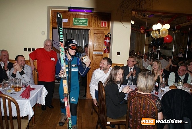 Zdjęcie w galerii na portalu naszwodzislaw.com: Enej, Krzysztof Krawczyk, Bogdan Smoleń i Piotr Żyła - gwiazdy zjechały do Mszany wiadomości z regionu