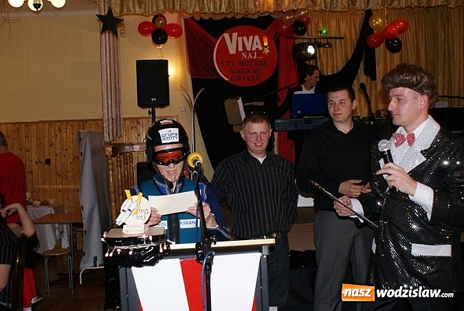 Zdjęcie w galerii na portalu naszwodzislaw.com: Enej, Krzysztof Krawczyk, Bogdan Smoleń i Piotr Żyła - gwiazdy zjechały do Mszany wiadomości z regionu