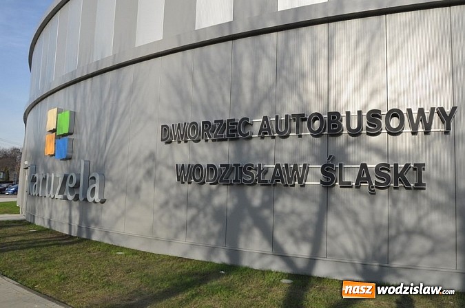 Zdjęcie w galerii na portalu naszwodzislaw.com: Nowy dworzec autobusowy w Wodzisławiu wiadomości z regionu