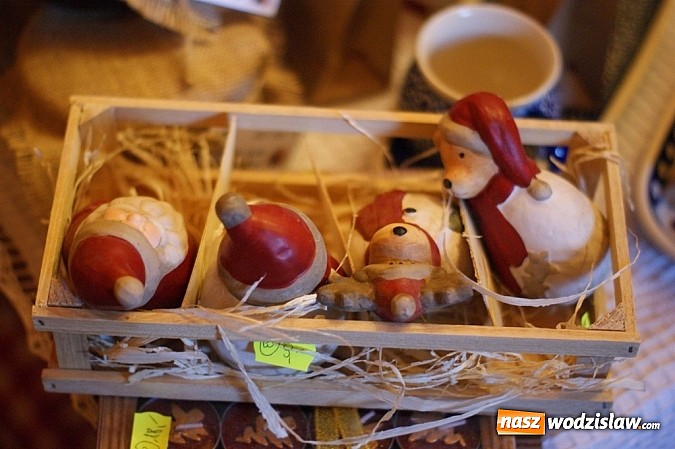 Zdjęcie w galerii na portalu naszwodzislaw.com: Jarmark Adwentowy w Starym Opactwie wiadomości z regionu