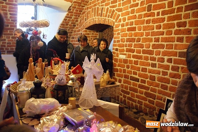 Zdjęcie w galerii na portalu naszwodzislaw.com: Jarmark Adwentowy w Starym Opactwie wiadomości z regionu