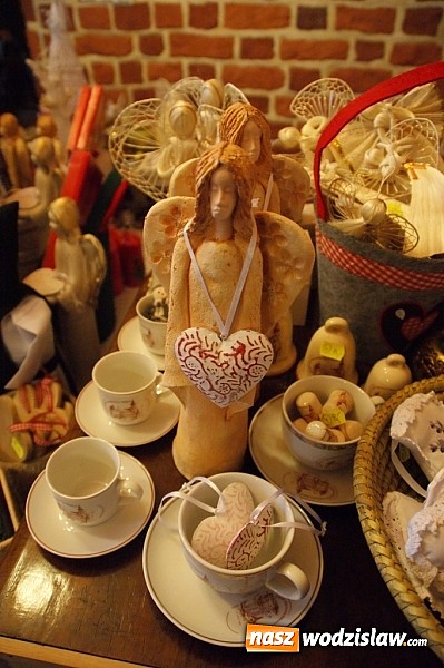 Zdjęcie w galerii na portalu naszwodzislaw.com: Jarmark Adwentowy w Starym Opactwie wiadomości z regionu