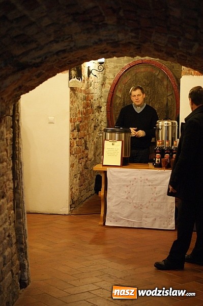 Zdjęcie w galerii na portalu naszwodzislaw.com: Jarmark Adwentowy w Starym Opactwie wiadomości z regionu