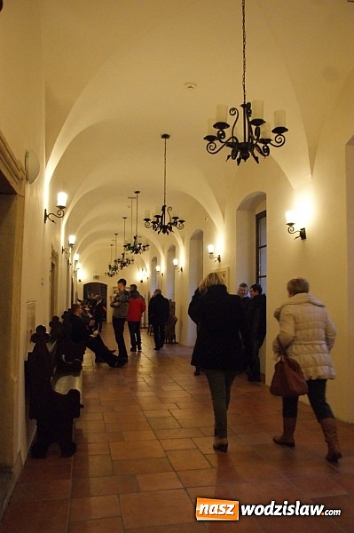 Zdjęcie w galerii na portalu naszwodzislaw.com: Jarmark Adwentowy w Starym Opactwie wiadomości z regionu