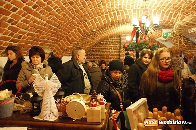Zdjęcie w galerii na portalu naszwodzislaw.com: Jarmark Adwentowy w Starym Opactwie wiadomości z regionu