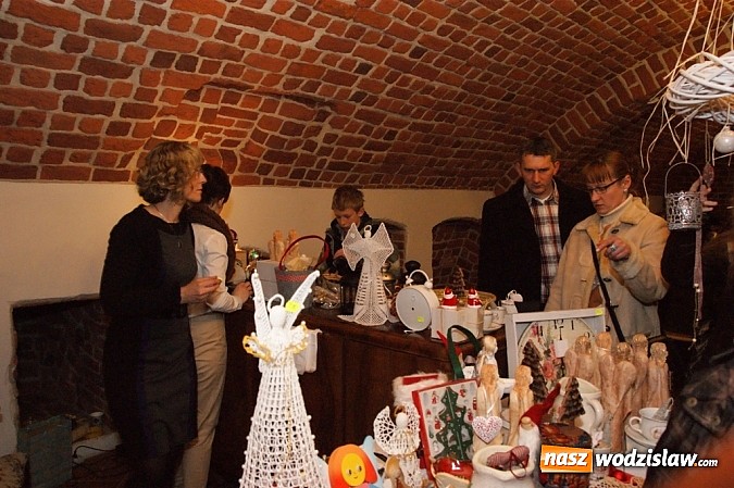 Zdjęcie w galerii na portalu naszwodzislaw.com: Jarmark Adwentowy w Starym Opactwie wiadomości z regionu
