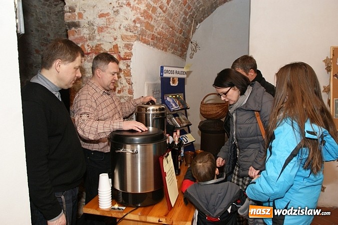 Zdjęcie w galerii na portalu naszwodzislaw.com: Jarmark Adwentowy w Starym Opactwie wiadomości z regionu