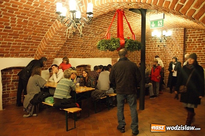Zdjęcie w galerii na portalu naszwodzislaw.com: Jarmark Adwentowy w Starym Opactwie wiadomości z regionu