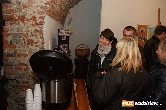 Zdjęcie w galerii na portalu naszwodzislaw.com: Jarmark Adwentowy w Starym Opactwie wiadomości z regionu