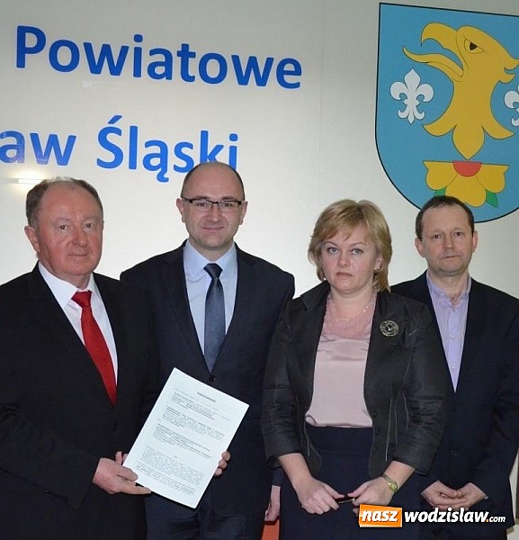 Zdjęcie w galerii na portalu naszwodzislaw.com: Powiat otrzyma odszkodowanie za zniszczone drogi wiadomości z regionu