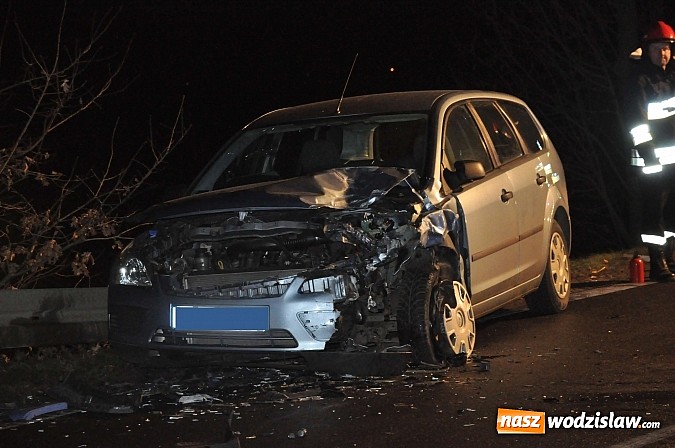 Zdjęcie w galerii na portalu naszwodzislaw.com: Czołowe zderzenie na trasie do Lubomi wiadomości z regionu